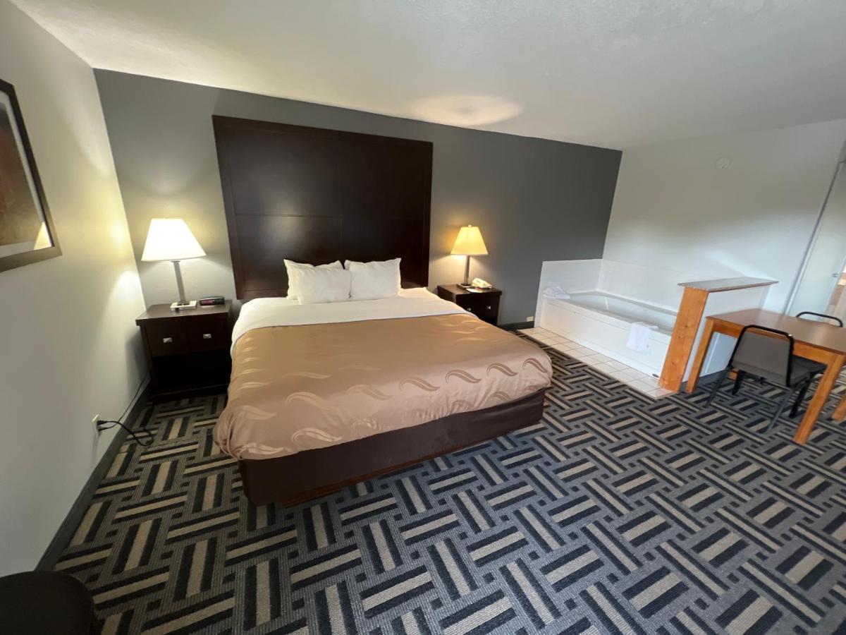 Quality Inn & Suites Rosemount Extérieur photo