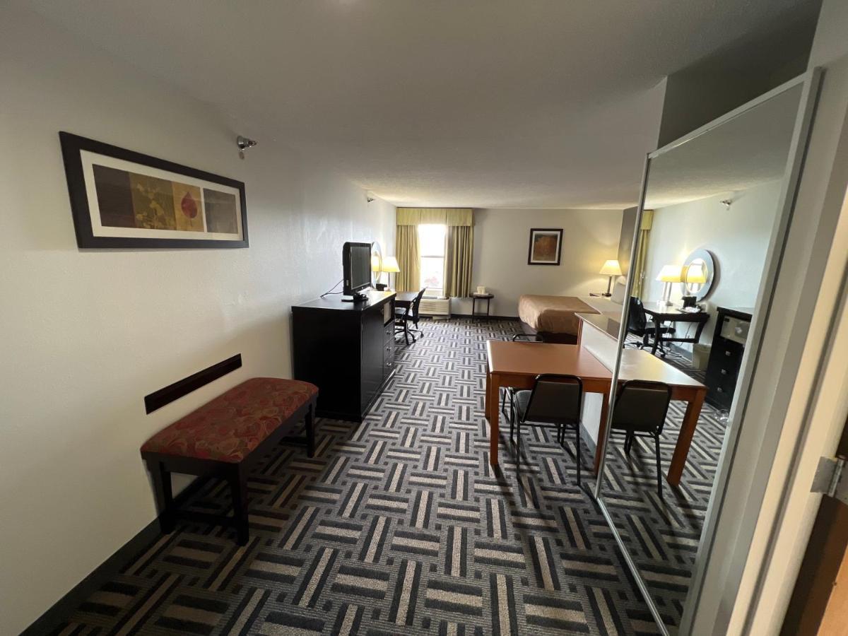 Quality Inn & Suites Rosemount Extérieur photo
